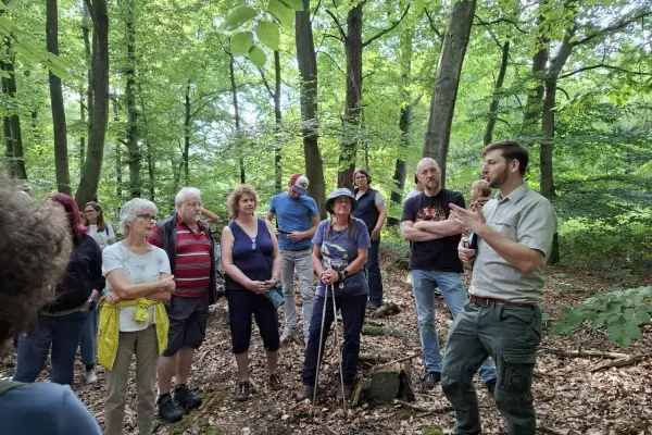 Informative Waldexkursion im Duisburger Süden