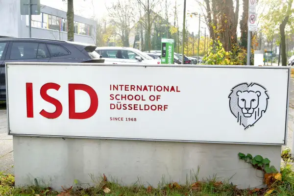 Wie die International School Düsseldorf gegen Staus in Kaiserswerth vorgeht