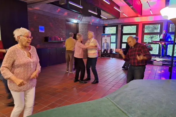 Ü60 Party „Tanz mal wieder!“ am 9. November in Kaiserswerth