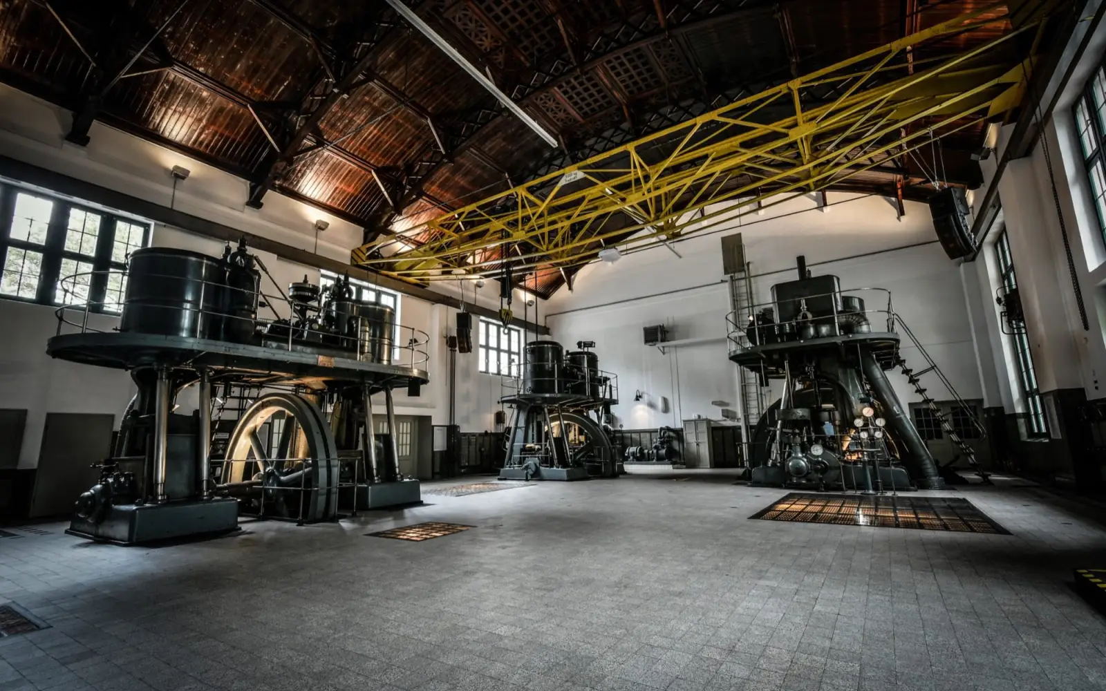 Im Maschinenhaus des Wasserwerks Bockum sind die original erhaltenen Dampfkolbenpumpen aus dem frühen 20. Jahrhundert zu sehen. Foto: Daniel Tomczak / DVV