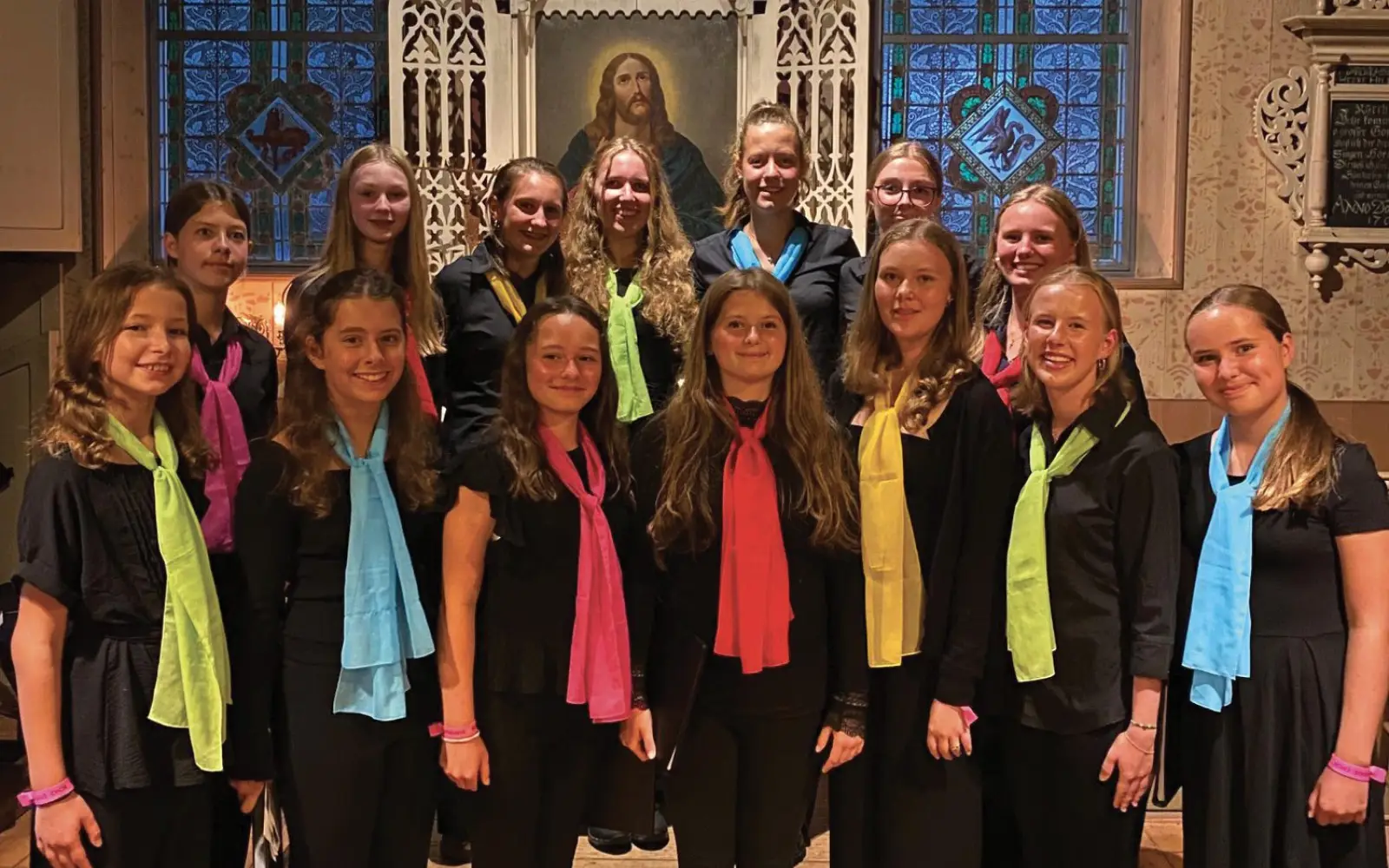 Der Kinder- und Jugendchor St. Remigius gestaltete eine musikalische Andacht in der Alten Inselkirche auf Spiekeroog. Foto: privat