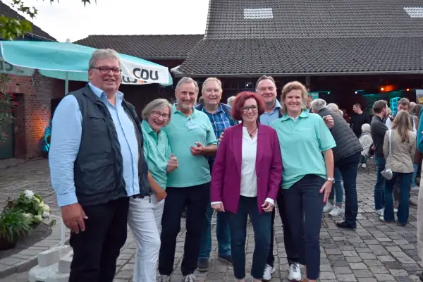 CDU-Innenhoffest in Serm: Konstruktiv und gesellig