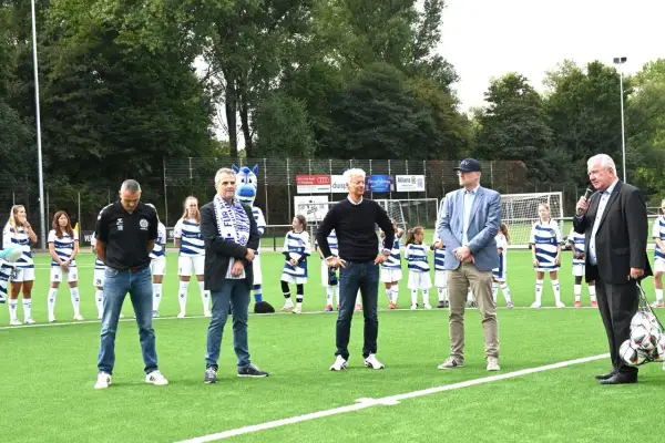 MSV-Frauen kicken auf neuem Kunstrasenplatz in Hüttenheim