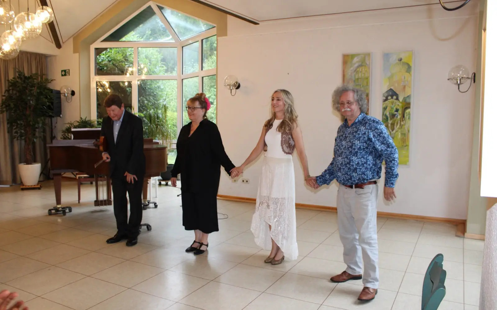 Im „Künstlerischen Augenblick“ verbanden Konstantin Gockel, Sabine Pawelz, Silke Möckel und Hanns-Jürgen Eimer verschiedene Künste. Foto: privat