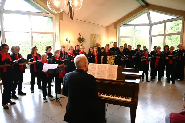 Cantemus: „Zwischen Lachen und Weinen“