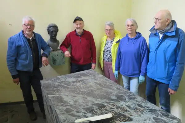 Der vergessene Ferdinand Lassalle im Gartenpavillon