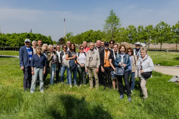 Führung im RheinPark gibt Ausblick auf IGA 2027 in Hochfeld