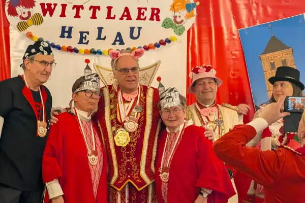 Närrischer Nachmittag in Wittlaer: kfd-Karneval begeistert das Publikum