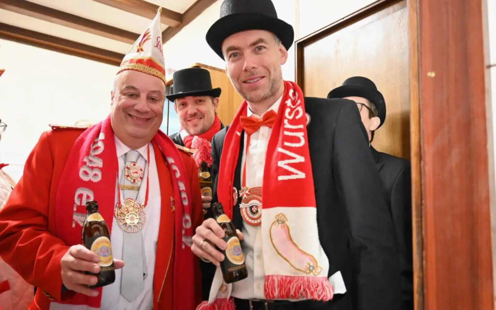 Metzgerbier schmeckt – da waren sich die Besucher im „Duisburger Fleisch- und Wurstparadies“ einig. Foto: sam