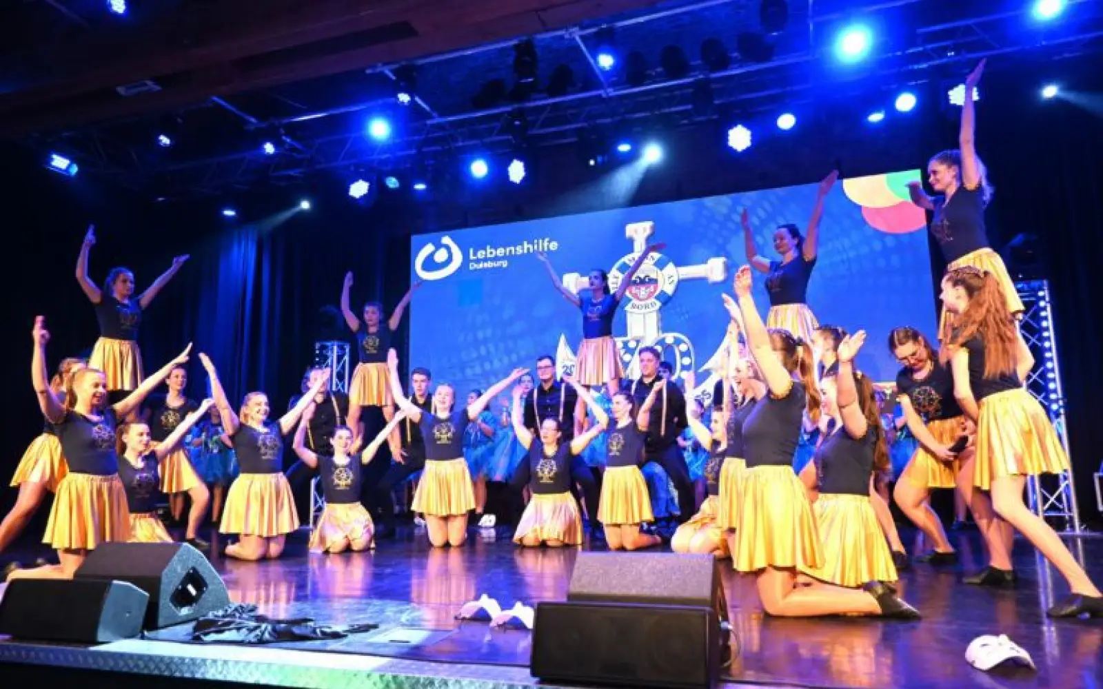 2-3-768x512