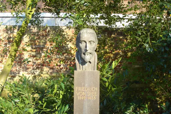 Kaiserswerth feiert Friedrich Spees 435. Geburtstag mit Vortrag und Musik in der Kulturkirche