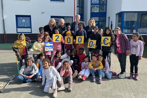 Lions Club Düsseldorf-Kaiserswerth spendet 2.000 Euro an Friedensdorf International