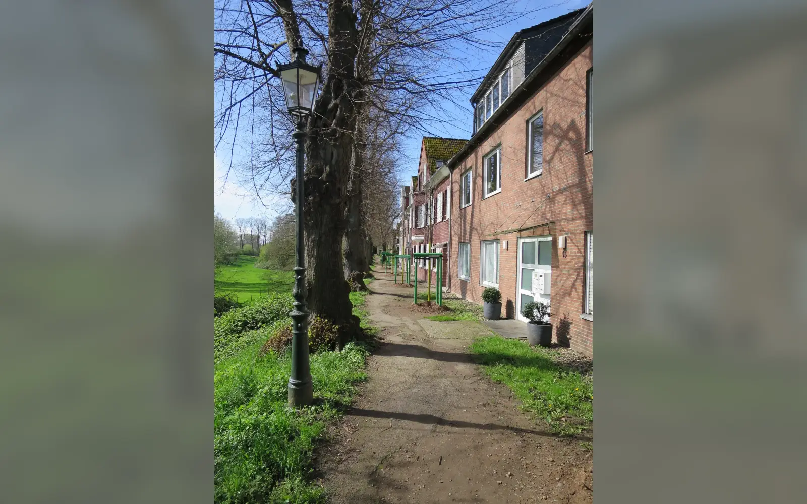 Der verschmälerte Barbarossawall in Kaiserswerth Foto: HS