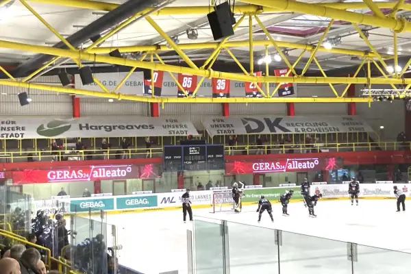 Trotz schöner Stimmung: Füchse verlieren ihr erstes Saison-Heimspiel