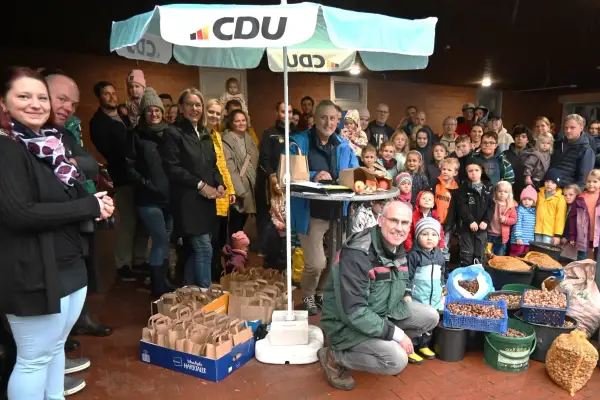 Mit so vielen Eicheln kommen die Wildschweine gut durch den Winter