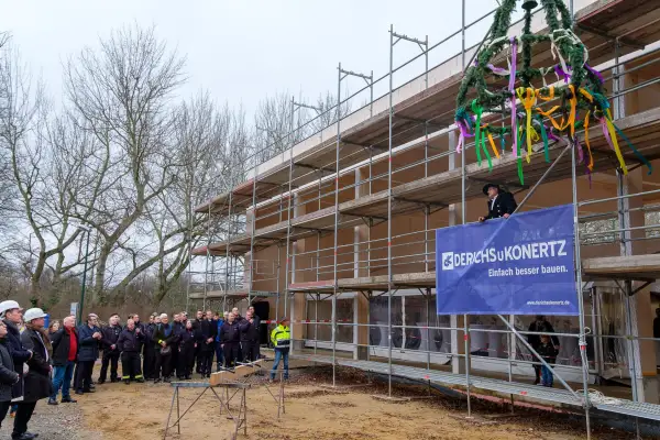Richtfest für die neue Wache der Freiwilligen Feuerwehr Kaiserswerth