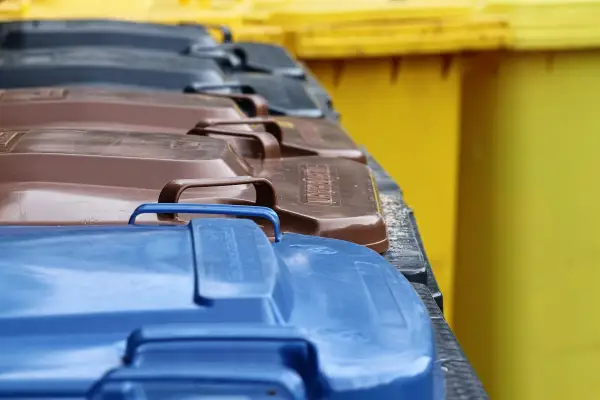 Änderungen bei Müllabfuhr und Recyclinghöfen in Duisburg zu Silvester und Neujahr