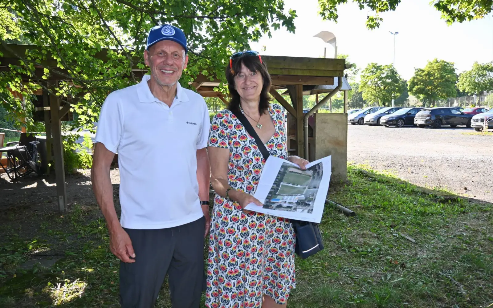 Hier soll eine neue Kita entstehen. Die Architekten stellten die ersten Pläne vor: Ursula Platzköster und Dieter Düster. Foto: sam
