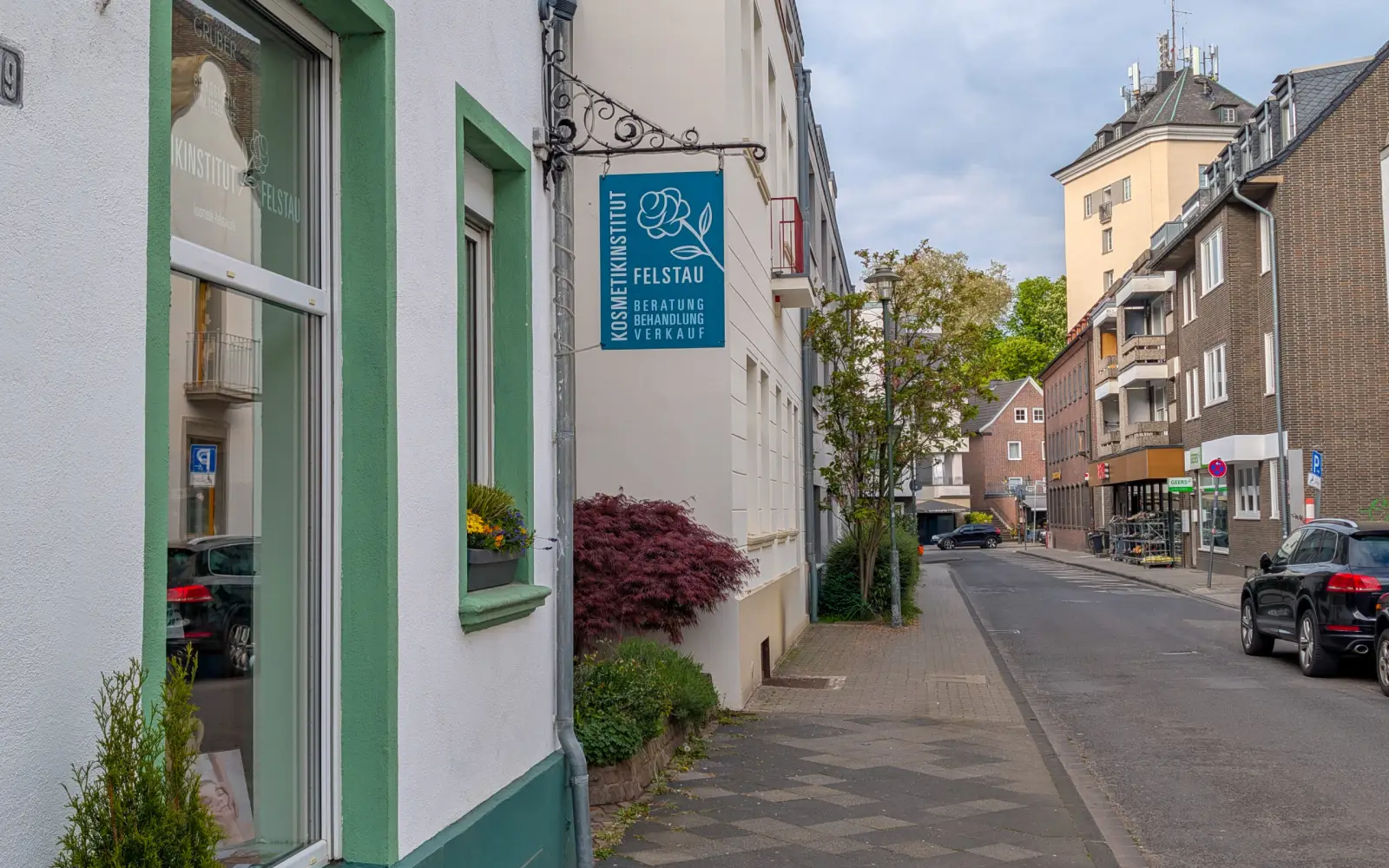 Das Kosmetikinstitut Felstau liegt mitten in Alt-Kaiserswerth, an der Friedrich-von-Spee-Straße 19. Foto: ah