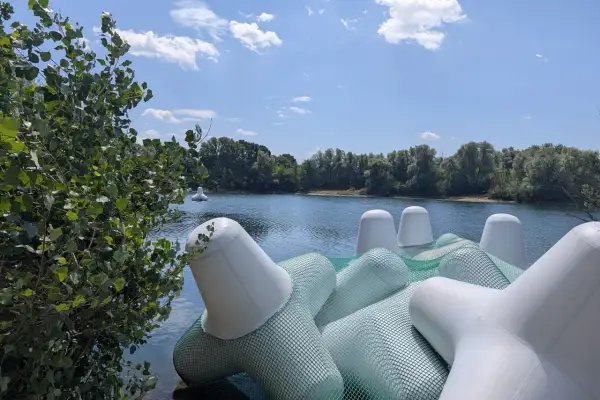 Der verborgene Suitbertus-See in Kaiserswerth wird zur Kunstbühne
