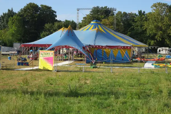 Ferienspaß im temporären Erlebnisland Kaiserswerth/Kalkum