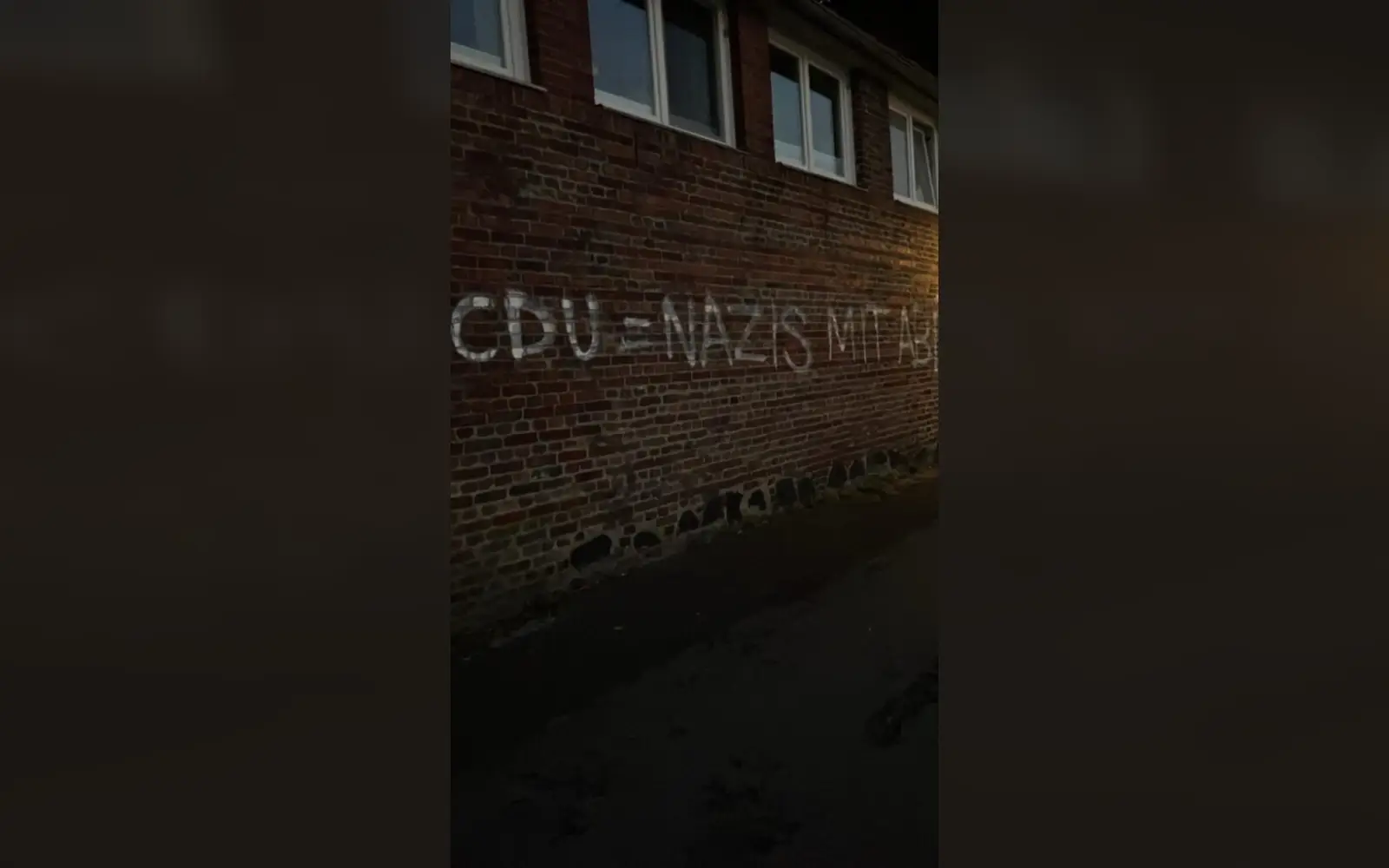 CDU-Plakt-Vandalismusartikel-6-576x1024