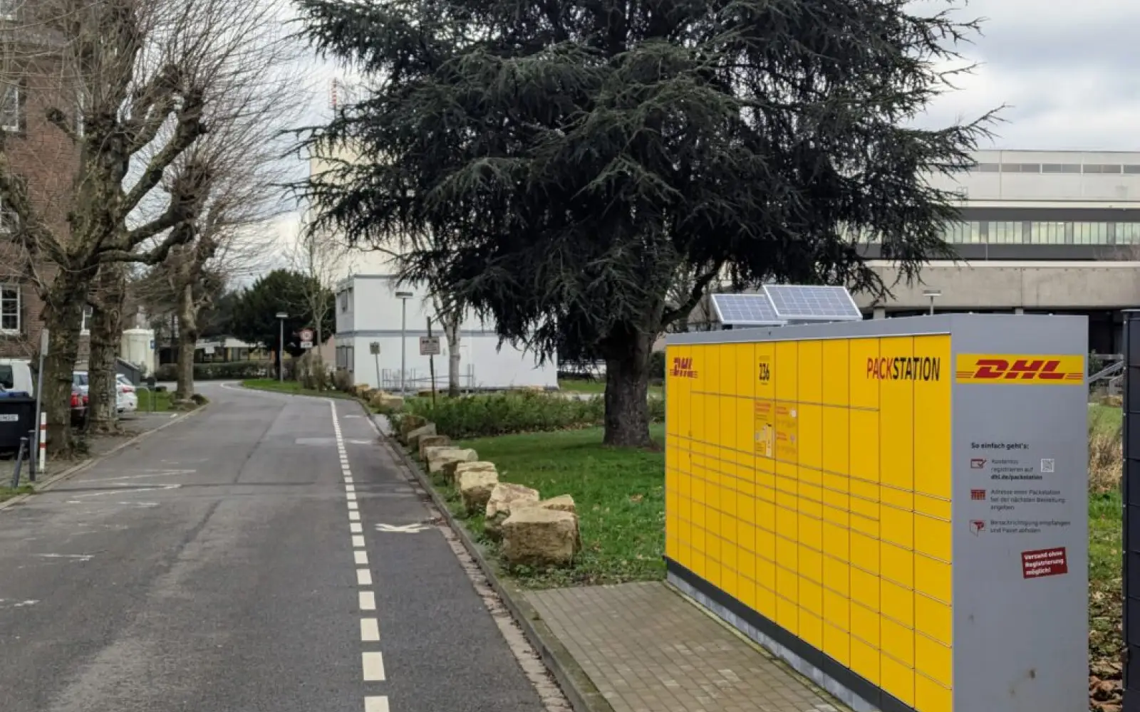 Die DHL-Packstation 236 am Florence-Nightingale-Krankenhaus steht als Alternative zur Verfügung. Foto: ah