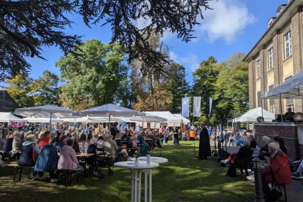 Die Kaiserswerther Diakonie feiert ihr 190. Jahresfest auf dem Campus