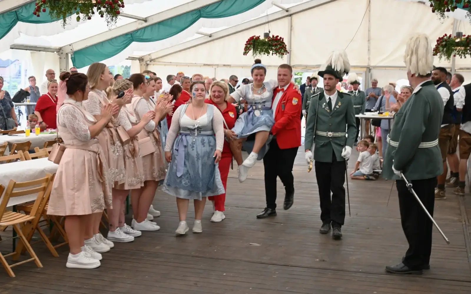 Schuetzenfest-Rahm-2024-Prinzessin