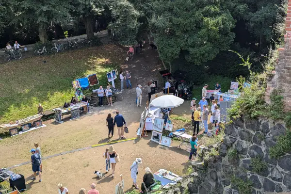 Klein Montmartre verwandelt Kaiserswerth wieder in eine Open-Air-Galerie