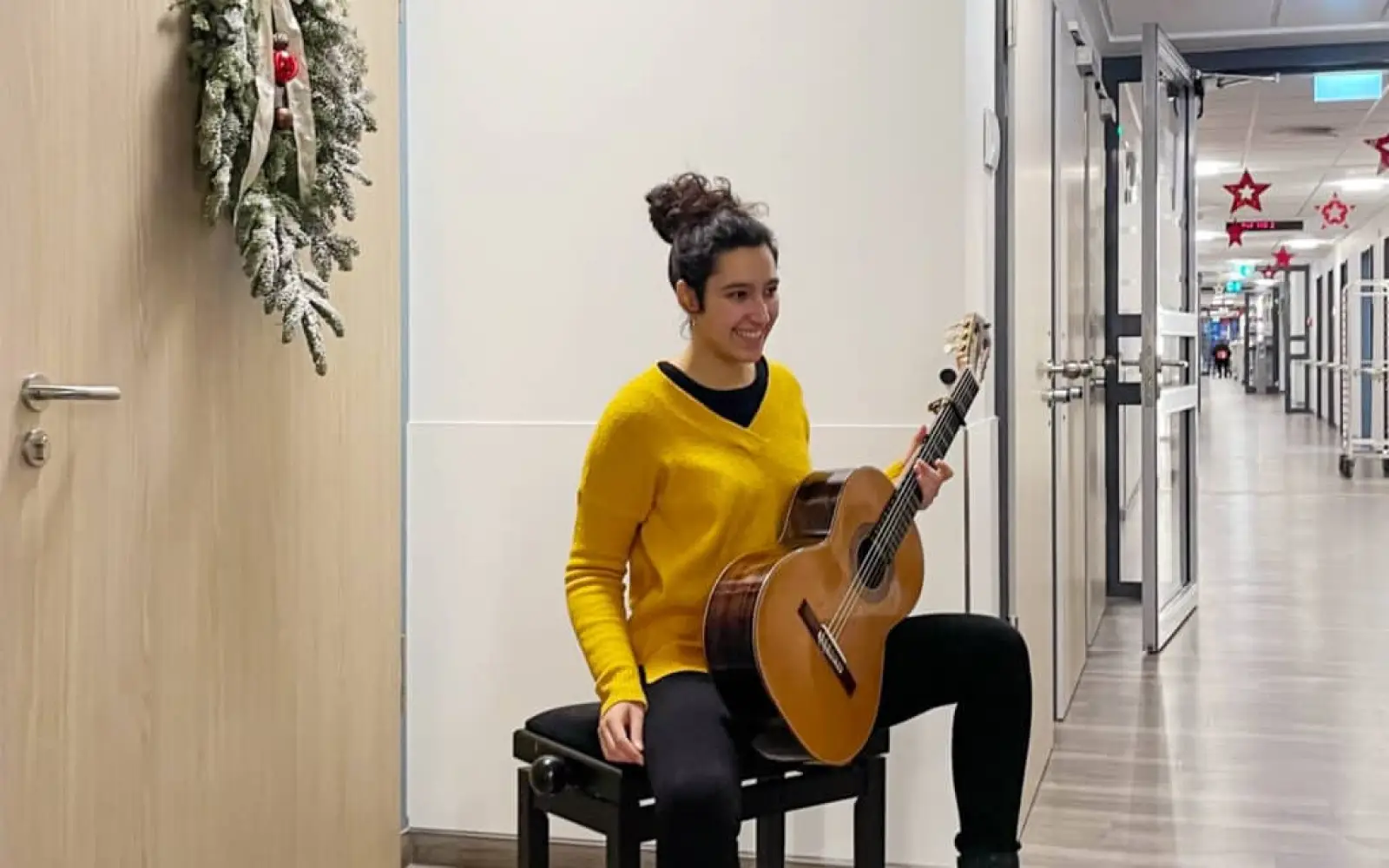 Emma Campàs hat mit ihrer Musik die Menschen auf der Palliativstation berührt und bewegt. Foto: Kaiserswerther Diakonie
