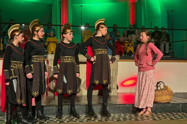 Begeisternder Erfolg bei der zweiten Aufführung des Musicals „Fünf Brote und zwei Fische“