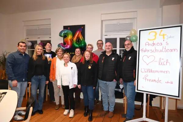 „Andrea’s Fahrschulteam“ feierte den 34. Geburtstag