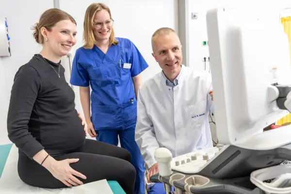 Geburtsvorbereitung für Mehrlingseltern im Florence-Nightingale-Krankenhaus