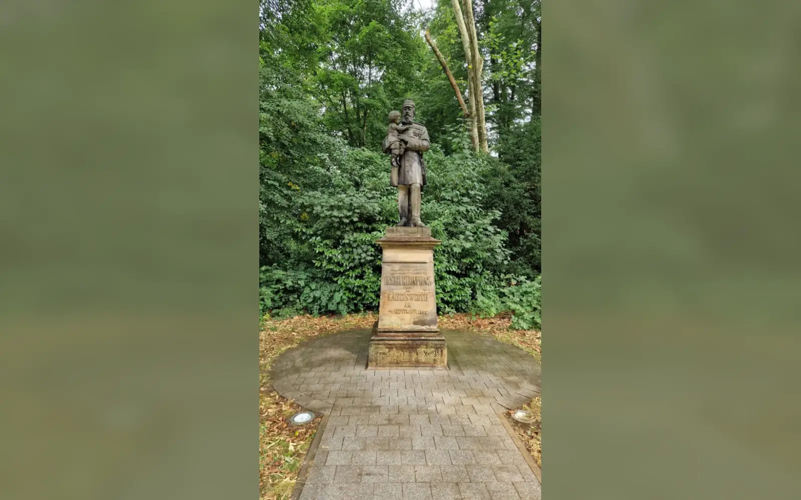 Kaiserdenkmal-3-577x1024