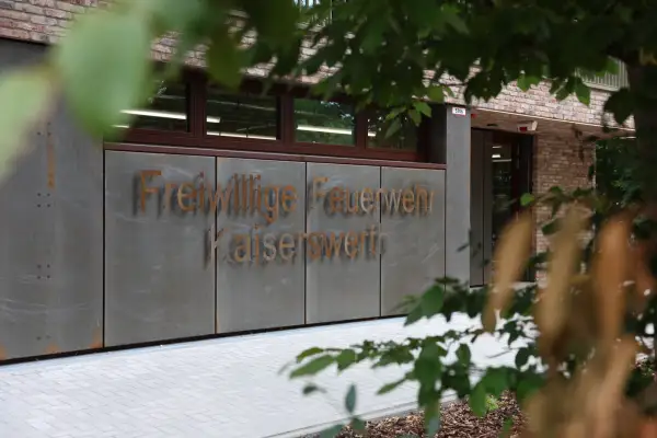 Ein neues Quartier für die Freiwillige Feuerwehr Kaiserswerth [Video]