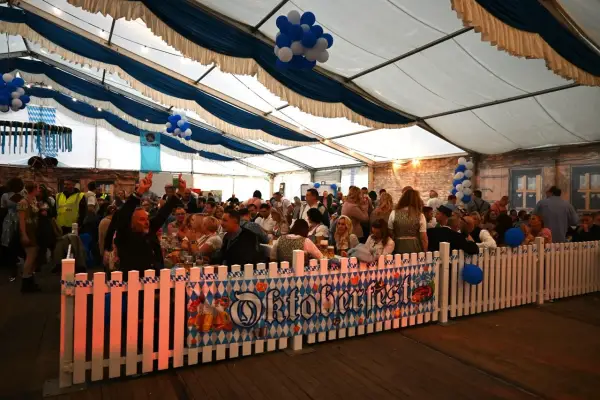 Große Kartennachfrage: Vorverkauf fürs Sermer Oktoberfest ist gestartet