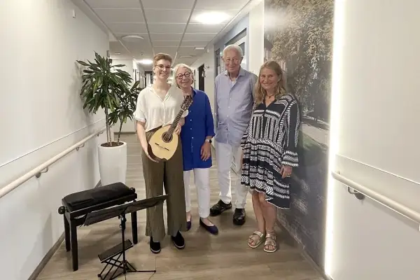 Gefühlvolles Mandolinen-Konzert auf der Palliativstation berührt die Herzen