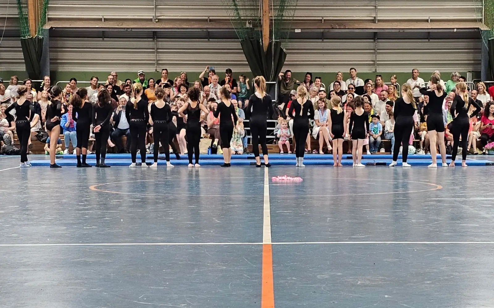 Für die Darbietungen der Jüngsten gab es schon beim Sommerfest 2024 viel Applaus. Foto: TVA