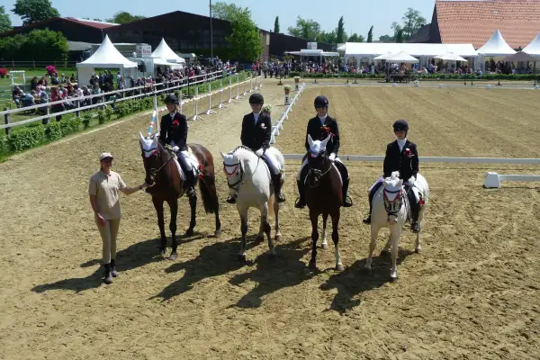 Reitersportfest und Turnier auf dem Bergerhof