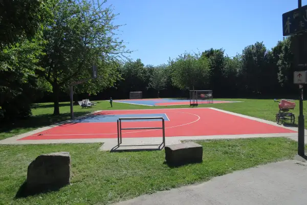 Fitness- und Spielplatz in Angermund