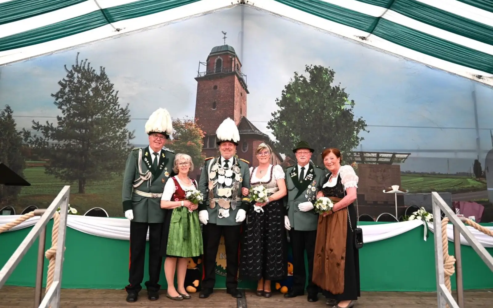 Die Amtszeit des Sermer Königspaares Uwe und Michaela Kessel neigt sich dem Ende zu. Archivfoto: sam