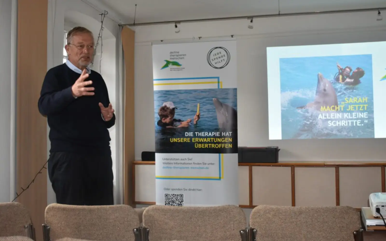 Einblick in die Therapiezentren: Die Präsentation stellte unter anderem das Curacao Dolphin Therapy & Research Center als Partnerinstitution vor. Foto: cj