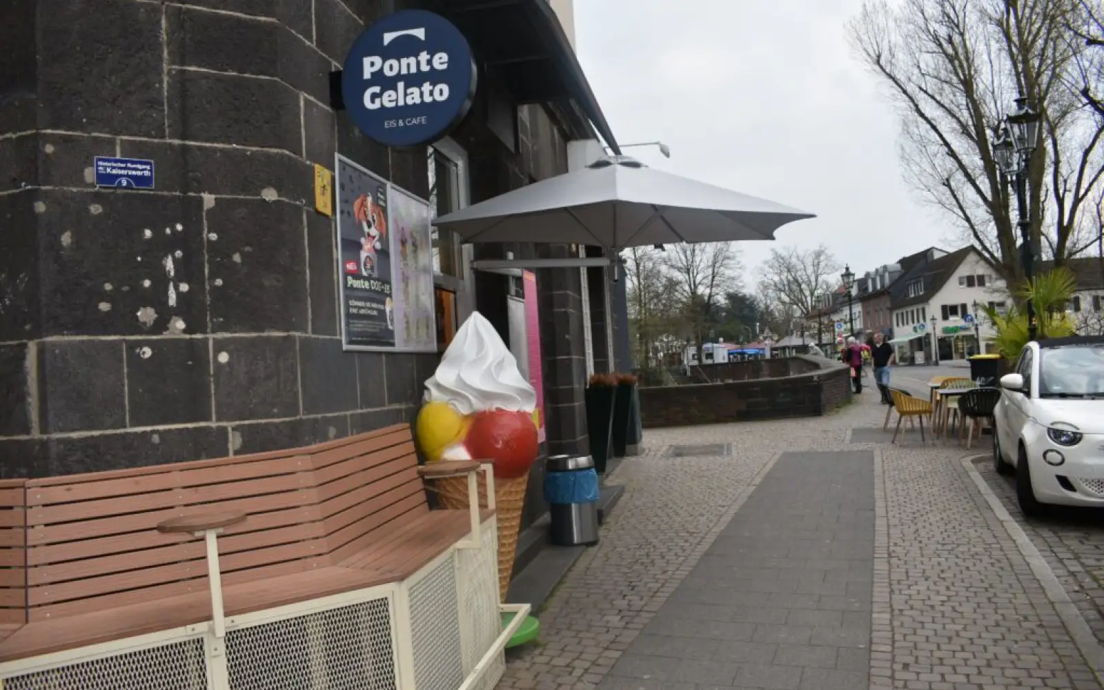Ponte Gelato in Kaiserswerth liegt zwischen Klemensbrücke und Markt und bietet Eis mit kreativen Sorten. Foto: cj