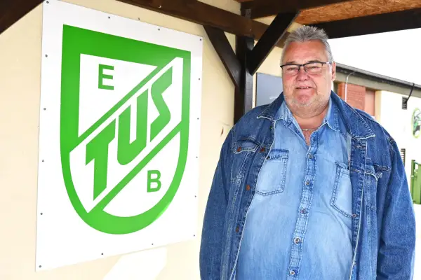 ETuS Bissingheim: Vorsitzender Wolfgang Grewe übergibt den Staffelstab an Thomas Baum