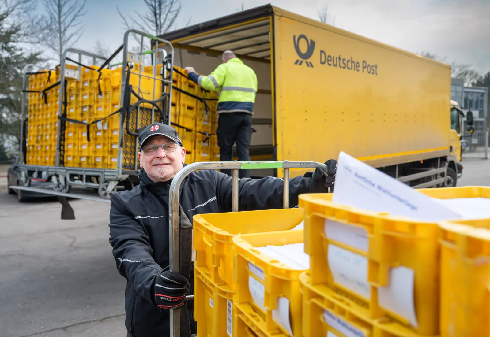 Die ersten Wahlunterlagen sind auf dem Weg. Foto: Tanja Pickartz / Stadt Duisburg