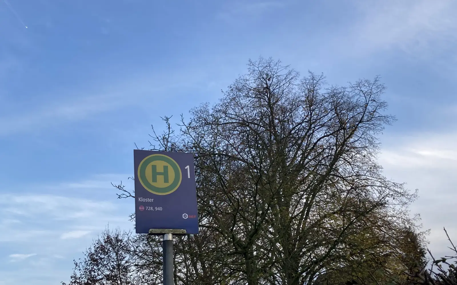 In Zusammenarbeit mit den Schulen haben Stadt und DVG einige Busfahrten zu den Schulen verändert. Foto: sam