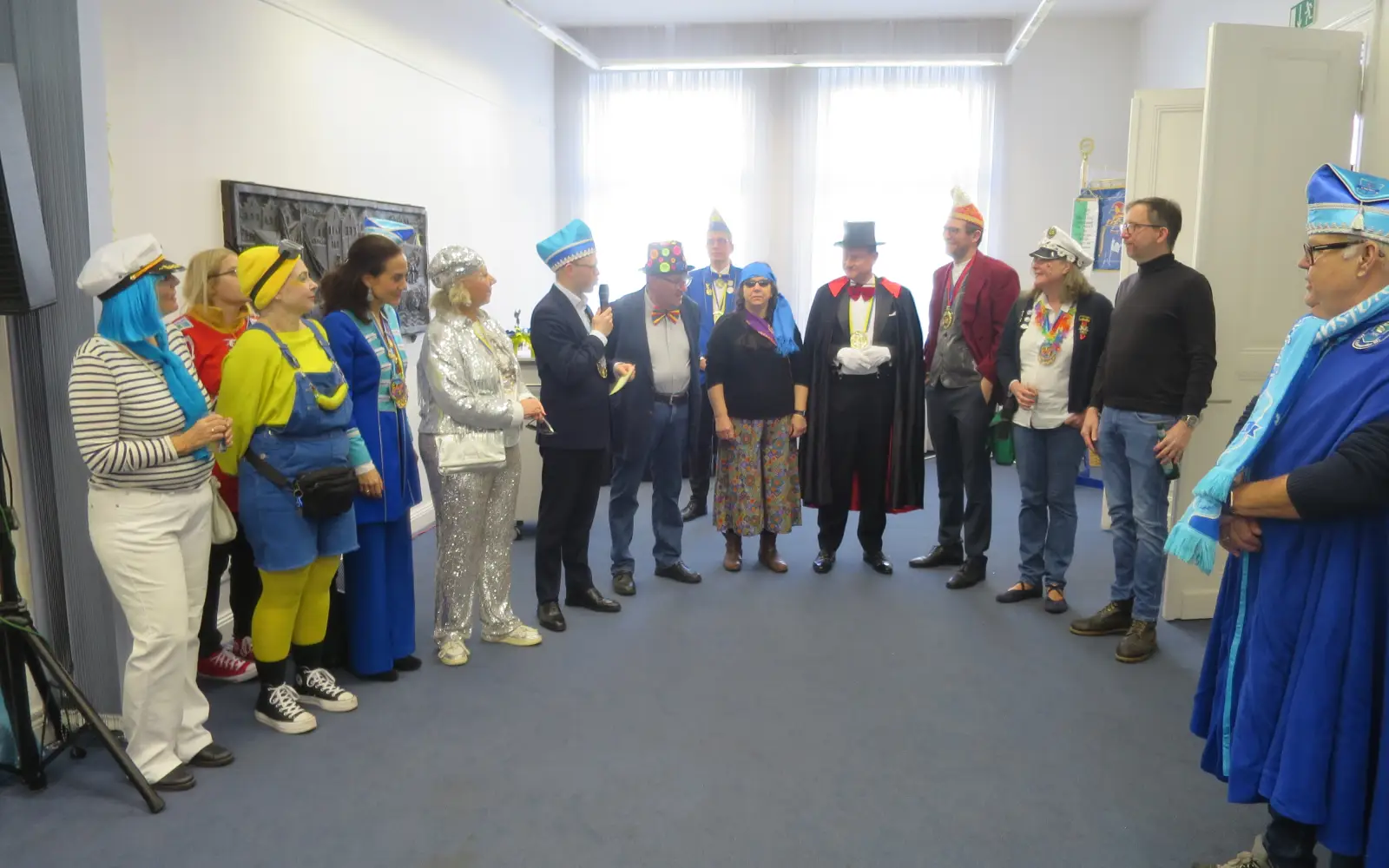 Die karnevalistische Kern-Frau und -mannschaft. Foto: hs