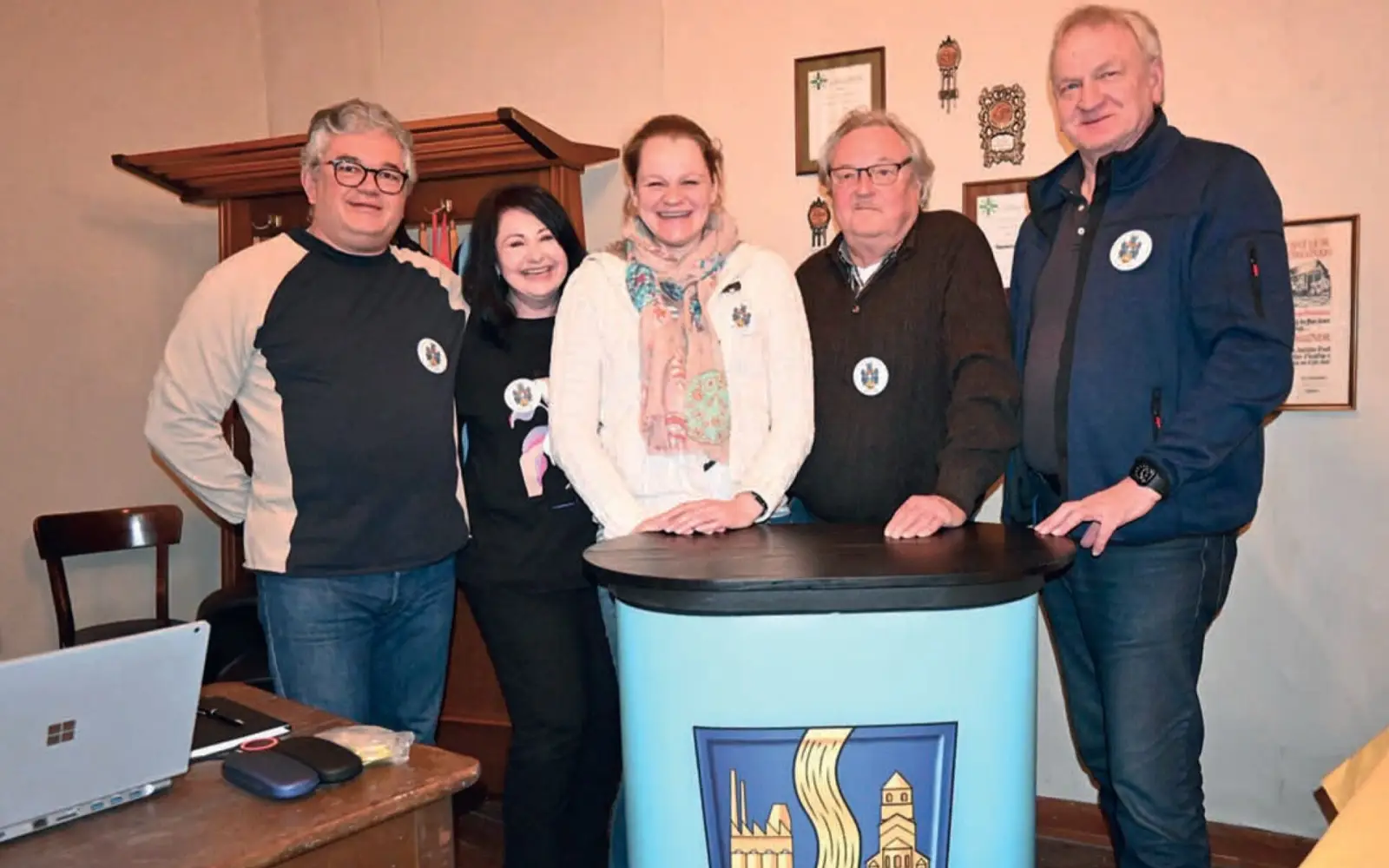 Führen jetzt den Bürgerverein Mündelheim (von rechts): Vorsitzender Klaus Drechsler, Hermann Welz, Caroline Mosch, Natalia Kabot und Hans-Ulrich Immel. Foto: sam