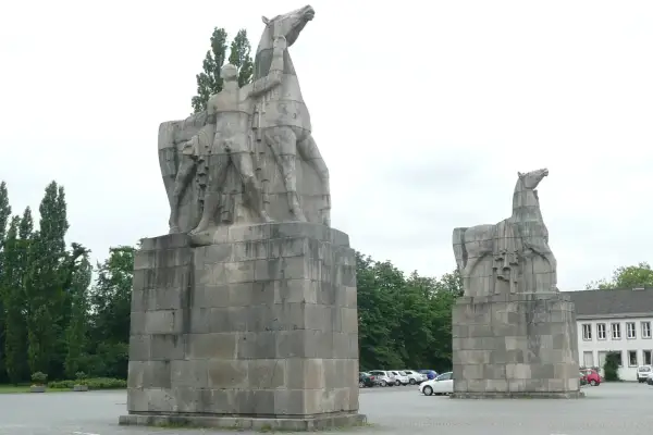 Keine Parkmöglichkeiten vor dem Aquazoo während der UEFA EURO 2024
